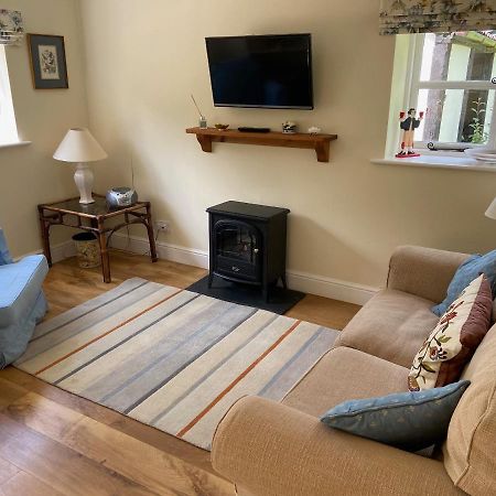 Oke Apple Cottage Shillingstone Bagian luar foto