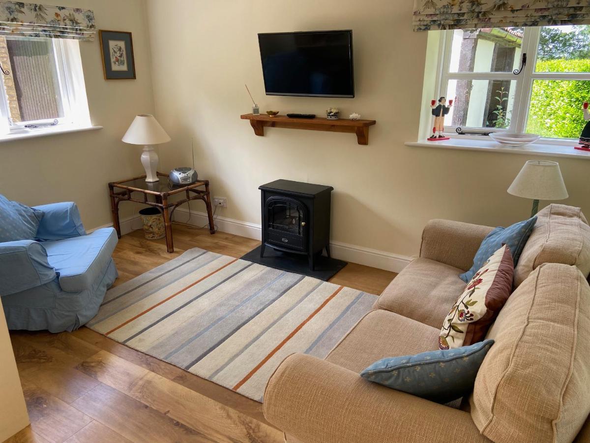 Oke Apple Cottage Shillingstone Bagian luar foto