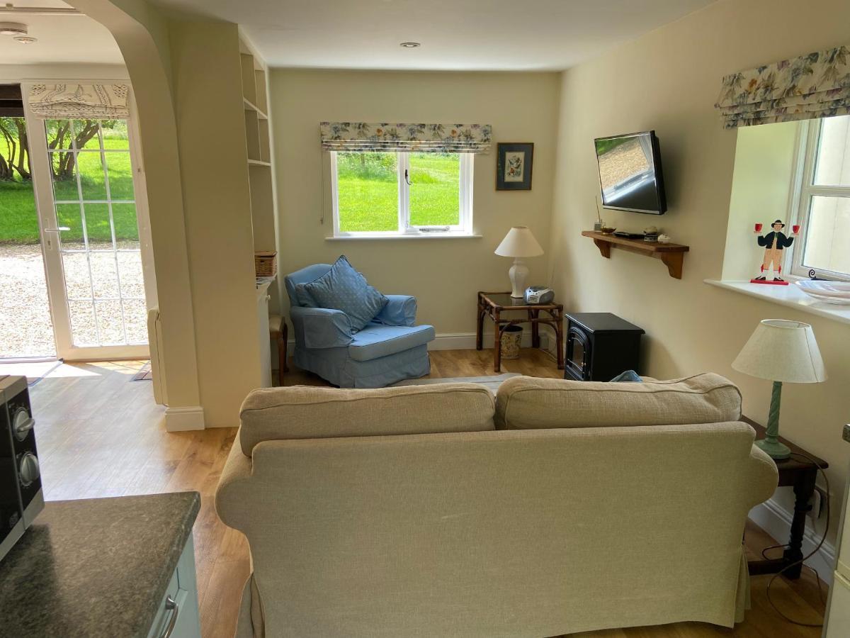 Oke Apple Cottage Shillingstone Bagian luar foto