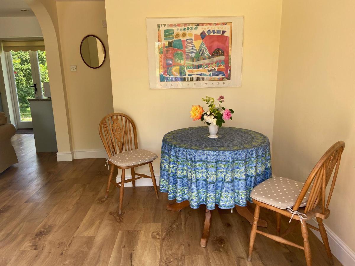 Oke Apple Cottage Shillingstone Bagian luar foto