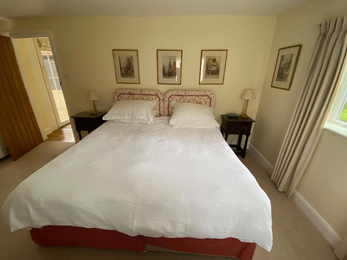 Oke Apple Cottage Shillingstone Bagian luar foto